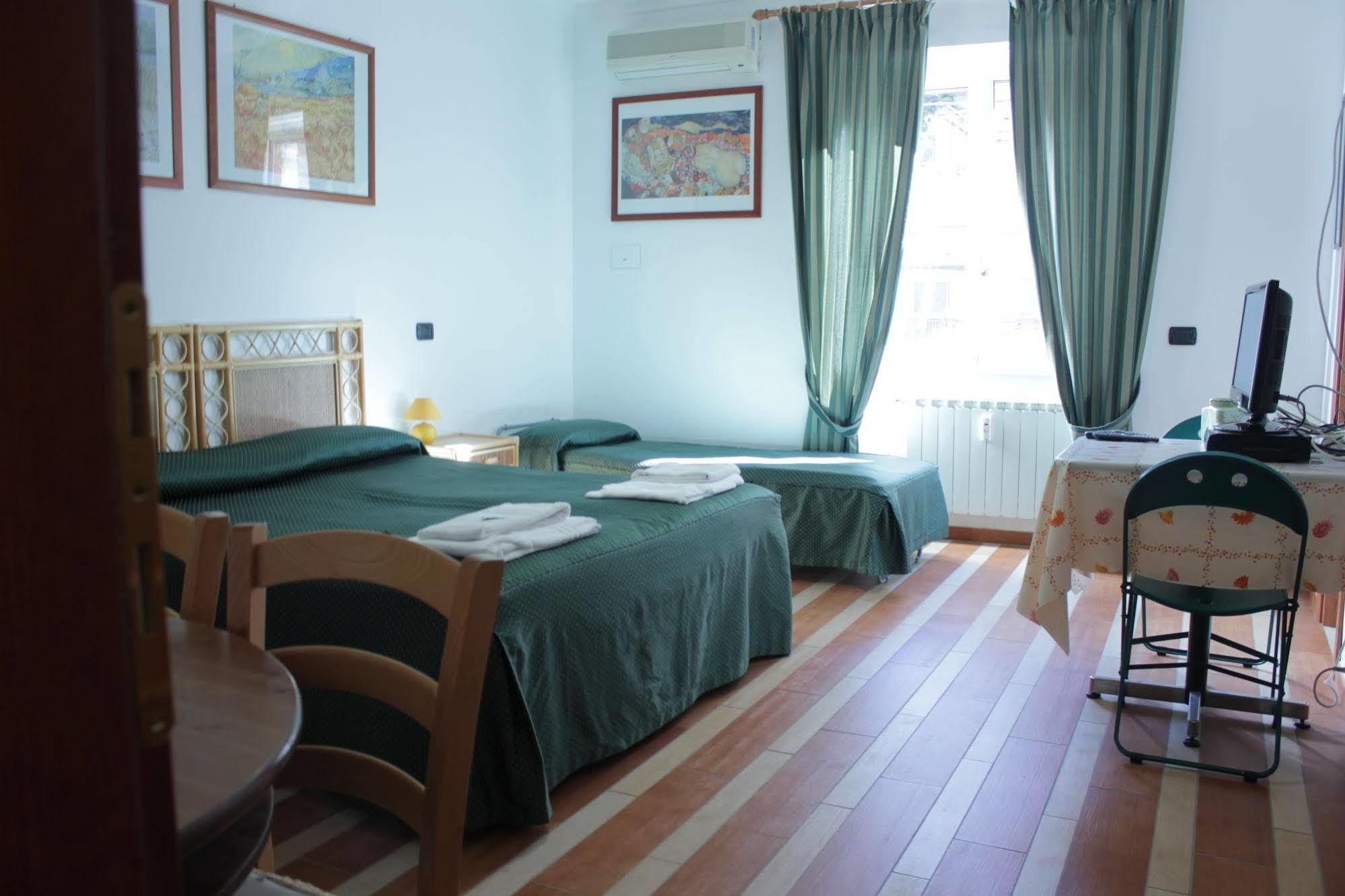 Tourist House Roma公寓式酒店 外观 照片